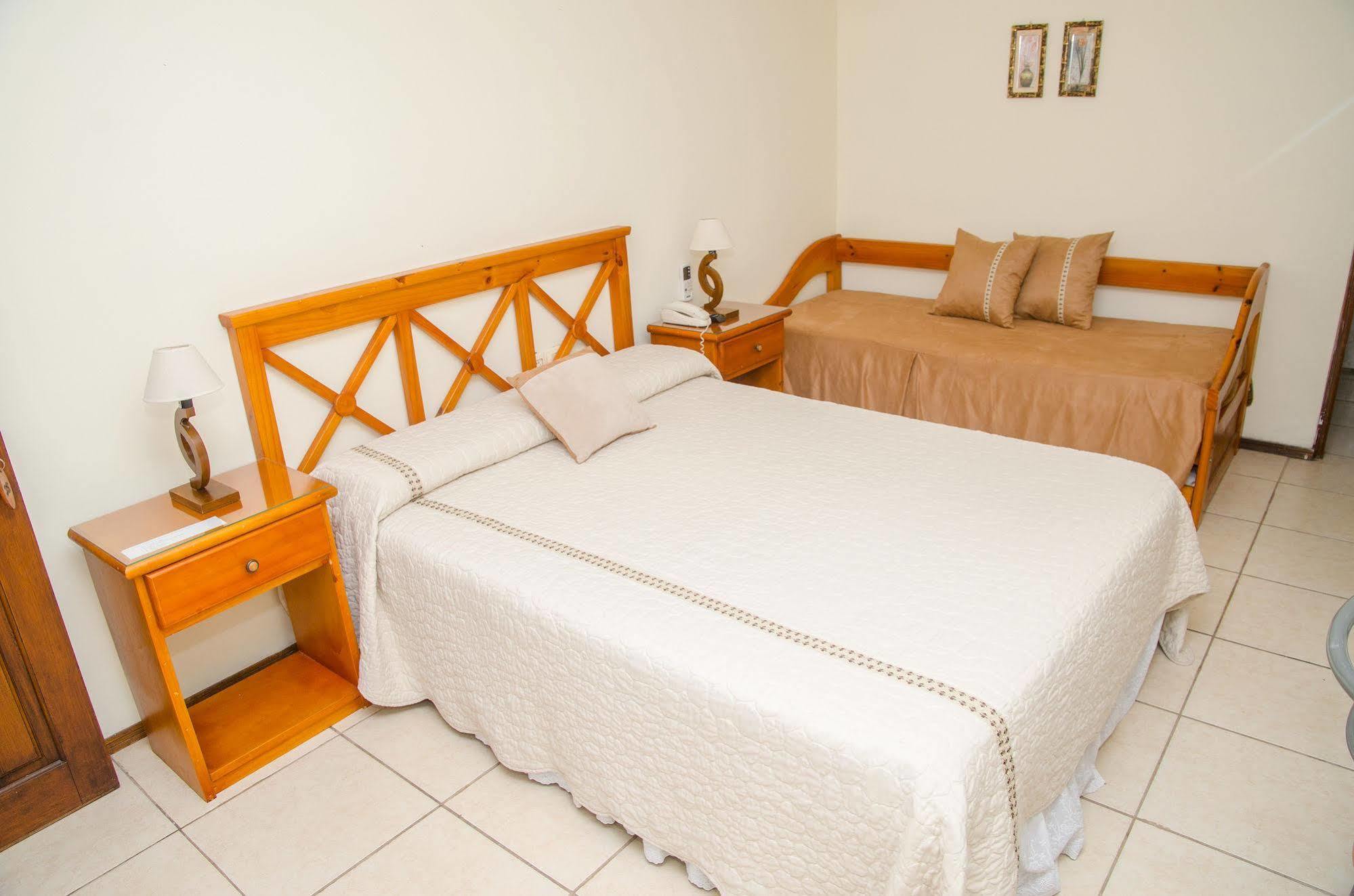 Hotel Del Pasaje Termas del Daymán Eksteriør billede